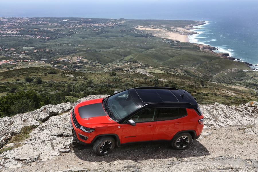  Jeep Compass Trailhawk 2017 года  (WW) (фото 4 из 36)